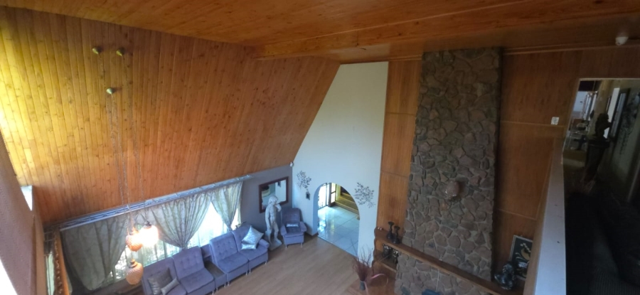 6 Bedroom Property for Sale in Wilkeville North West